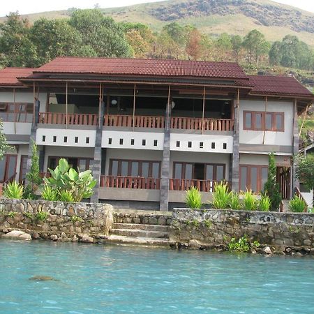 Saulina Resort Pangururan Exterior foto